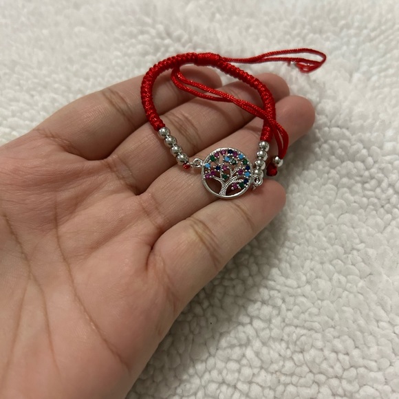 Red bracelet - Picture 2 of 2